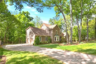 8200 Asheley Glen Dr, Mint Hill, NC 28227 - Photo 3