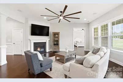 301 Hollyhock Drive, Matthews, NC 28104 - Photo 7