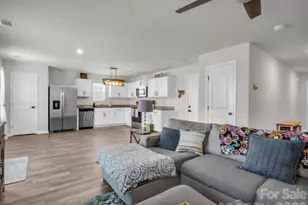 605 Tacoma Trl, Spartanburg, SC 29307 - Photo 7