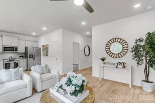 13917 Stillwood Pl, Matthews, NC 28105 - Photo 15