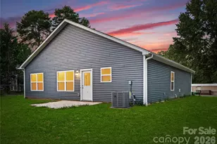 13917 Stillwood Pl, Matthews, NC 28105 - Photo 25