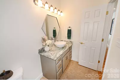 406 5th Avenue NE, Conover, NC 28613 - Photo 29