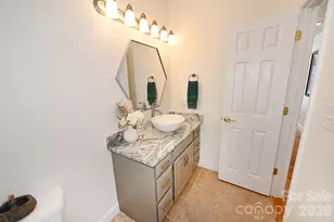 406 5th Ave NE, Conover, NC 28613 - Photo 29