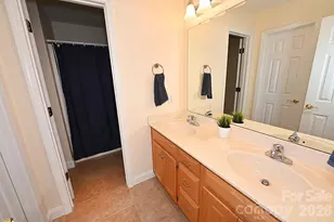 406 5th Ave NE, Conover, NC 28613 - Photo 43