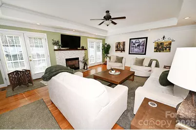 406 5th Avenue NE, Conover, NC 28613 - Photo 7