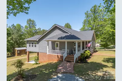 138 Blue Ridge Drive, Rutherfordton, NC 28139 - Photo 3
