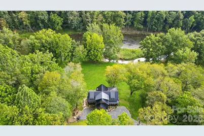 727 Riverwind Drive, Lansing, NC 28643 - Photo 5