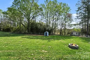 4936 Tumbling Creek Rd, Conover, NC 28613 - Photo 15