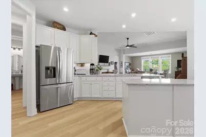 7117 Jolly Brook Drive, Charlotte, NC 28215 - Photo 11