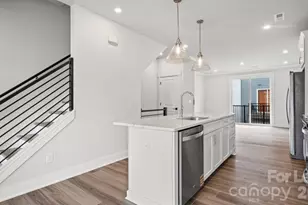 2025 Clarksdale Dr, Charlotte, NC 28206 - Photo 13