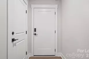 2025 Clarksdale Dr, Charlotte, NC 28206 - Photo 5