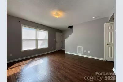 206 W 15th Street #8, Newton, NC 28658 - Photo 3