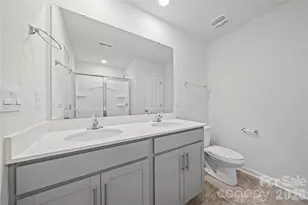 2121 Allium Dr, Charlotte, NC 28216 - Photo 17