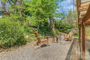 66 Adams St, Asheville, NC 28801 - Photo 17