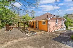 66 Adams St, Asheville, NC 28801 - Photo 15