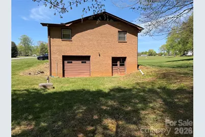 1466 Peaceful Valley Drive, Hickory, NC 28602 - Photo 5