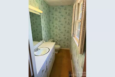 1466 Peaceful Valley Drive, Hickory, NC 28602 - Photo 17