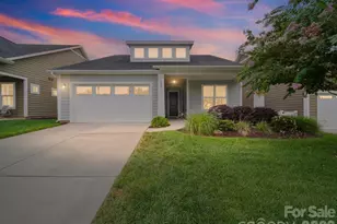 253 Stone Mountain Wy, Denver, NC 28037 - Photo 1