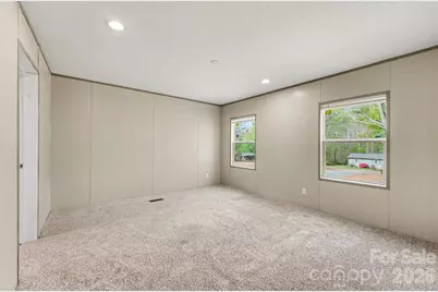 154 Silhouette Lane, Statesville, NC 28625 - Photo 9