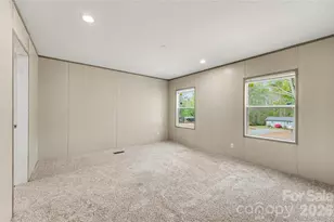 154 Silhouette Ln, Statesville, NC 28625 - Photo 9