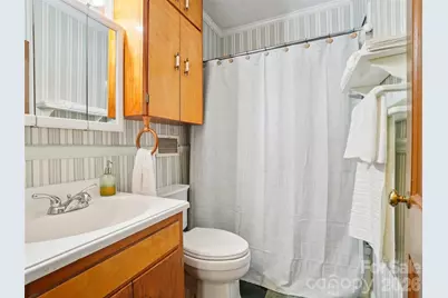 28 Kensington Drive, Asheville, NC 28805 - Photo 17