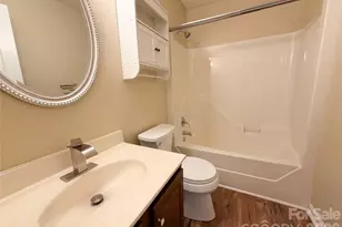 12525 Panthersville Dr, Charlotte, NC 28269 - Photo 7