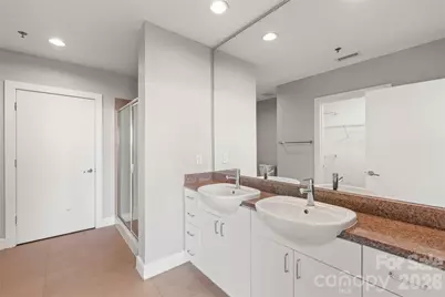 333 W Trade Street #2502, Charlotte, NC 28202 - Photo 27