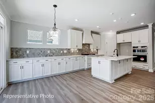 8684 Acadia Pkwy, Sherrills Ford, NC 28673 - Photo 7