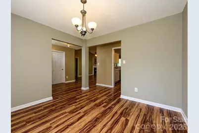 9005 Shenington Place, Charlotte, NC 28216 - Photo 7