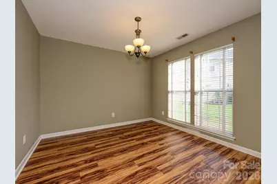 9005 Shenington Place, Charlotte, NC 28216 - Photo 5