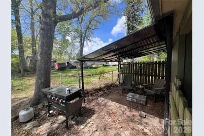503 N Mauney Avenue, Stanley, NC 28164 - Photo 13