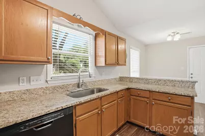 1539 Bear Mountain Road, Charlotte, NC 28214 - Photo 9