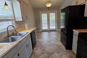 221 Auten Cir, Mount Holly, NC 28120 - Photo 5