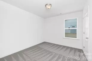 2807 17 St Ct NE, Hickory, NC 28601 - Photo 9