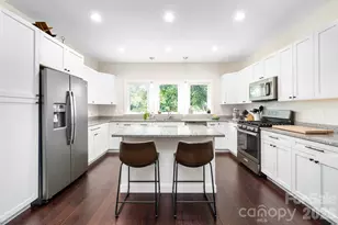 620 Brookshire St, Asheville, NC 28803 - Photo 9