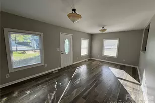 210 Auten Cir, Mount Holly, NC 28120 - Photo 3