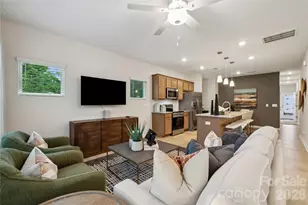 5613 Retledge St, Charlotte, NC 28269 - Photo 3