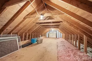 401 Stonecroft Dr, Lenoir, NC 28645 - Photo 25