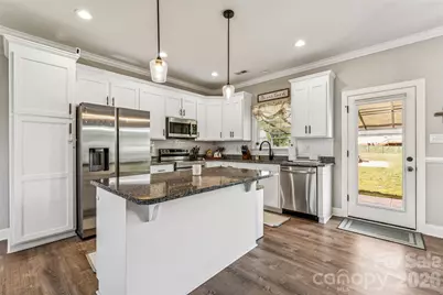 105 E Dundee Court, Statesville, NC 28625 - Photo 15