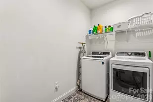 105 E Dundee Ct, Statesville, NC 28625 - Photo 29