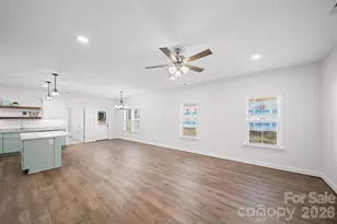 2119 Woodhurst Ln, Albemarle, NC 28001 - Photo 3