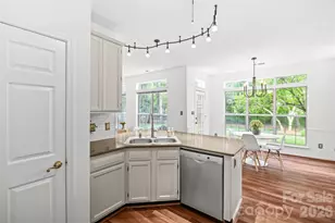 3213 Crescent Knoll Dr, Matthews, NC 28105 - Photo 19