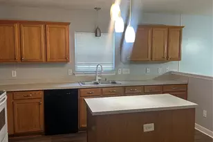 7511 Lady Liberty Ln, Charlotte, NC 28217 - Photo 3