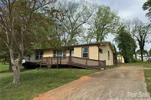 337 Willow Run Dr, Forest City, NC 28043 - Photo 1