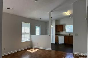 1404 Jordans Pond Ln, Charlotte, NC 28214 - Photo 7