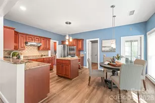 936 Timber Knoll Dr, Matthews, NC 28105 - Photo 13