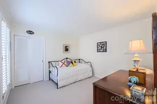 935 19th Ave NW, Hickory, NC 28601 - Photo 41