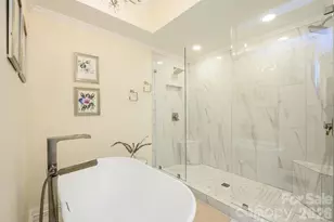 935 19th Ave NW, Hickory, NC 28601 - Photo 35