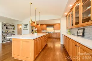 935 19th Ave NW, Hickory, NC 28601 - Photo 23