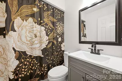 3811 Pinecrest Drive NE, Hickory, NC 28601 - Photo 3